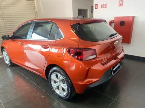 CHEVROLET Onix Hatch 1.0 12V 4P FLEX PREMIER TURBO AUTOMÁTICO, Foto 13 CHEVROLET Onix Hatch 1.0 12V 4P FLEX PREMIER TURBO AUTOMÁTICO, Foto 13