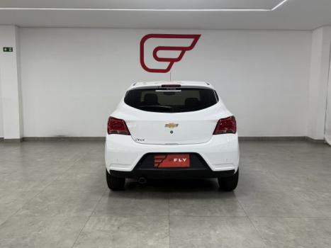 CHEVROLET Onix Hatch 1.4 4P FLEX LTZ, Foto 14