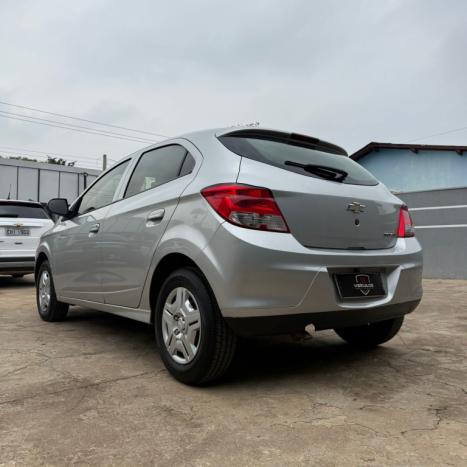 CHEVROLET Onix Hatch 1.0 12V 4P FLEX LT, Foto 5 CHEVROLET Onix Hatch 1.0 12V 4P FLEX LT, Foto 5