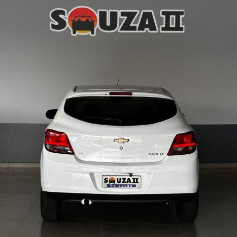 CHEVROLET Onix Hatch 1.4 4P FLEX LT, Foto 4