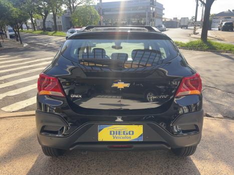 CHEVROLET Onix Hatch 1.4 4P FLEX ACTIV AUTOMTICO, Foto 4