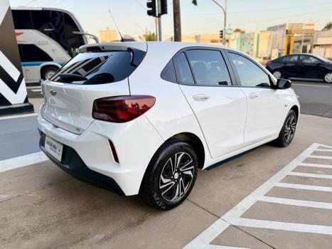 CHEVROLET Onix Hatch 1.0 4P FLEX LT2, Foto 3