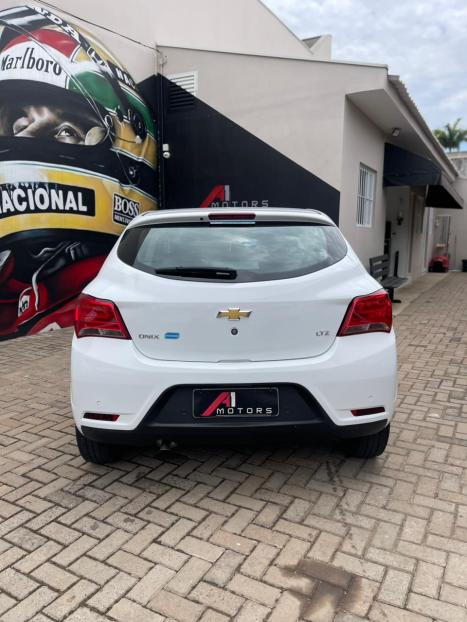CHEVROLET Onix Hatch 1.4 4P FLEX LTZ AUTOMTICO, Foto 5