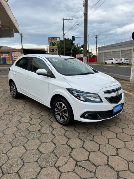 CHEVROLET Onix Hatch 1.4 4P FLEX LTZ, Foto 3
