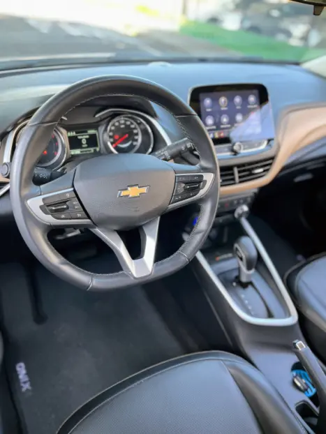 CHEVROLET Onix Hatch 1.0 12V 4P FLEX PREMIER TURBO AUTOMTICO, Foto 14