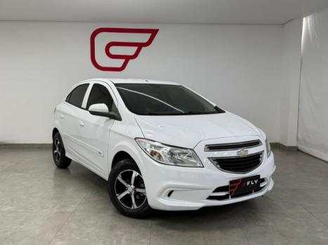 CHEVROLET Onix Hatch 1.0 4P FLEX LT, Foto 2