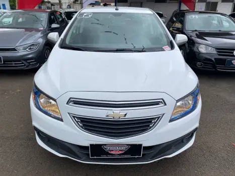 CHEVROLET Onix Hatch 1.4 4P FLEX LTZ, Foto 2