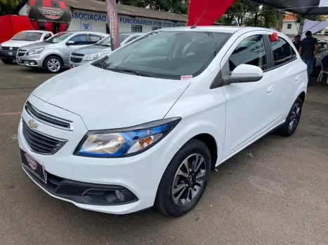 CHEVROLET Onix Hatch 1.4 4P FLEX LTZ, Foto 3