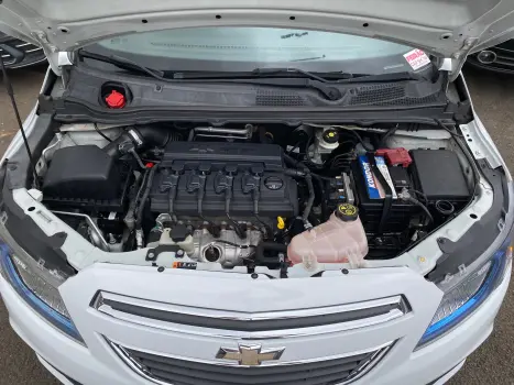CHEVROLET Onix Hatch 1.4 4P FLEX LTZ, Foto 5