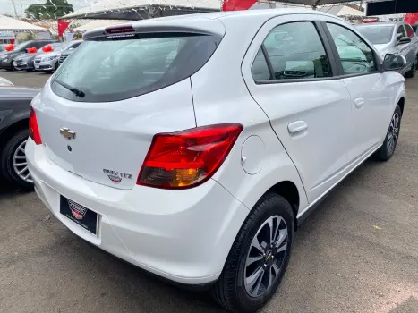 CHEVROLET Onix Hatch 1.4 4P FLEX LTZ, Foto 8