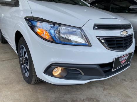 CHEVROLET Onix Hatch 1.4 4P FLEX LTZ, Foto 4