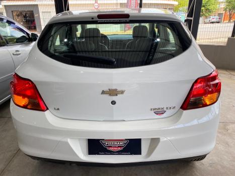 CHEVROLET Onix Hatch 1.4 4P FLEX LTZ, Foto 7