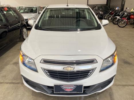 CHEVROLET Onix Hatch 1.4 4P FLEX LT, Foto 2