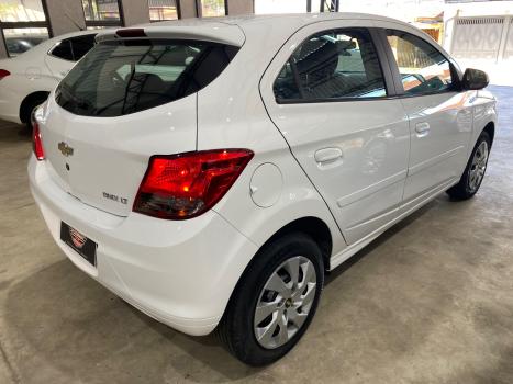 CHEVROLET Onix Hatch 1.4 4P FLEX LT, Foto 5
