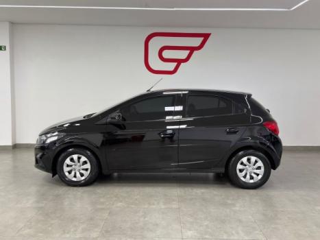 CHEVROLET Onix Hatch 1.0 4P FLEX LT, Foto 4