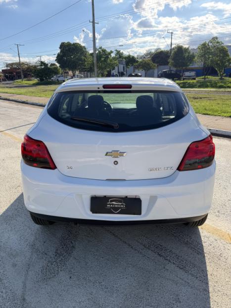 CHEVROLET Onix Hatch 1.4 4P FLEX LTZ, Foto 5