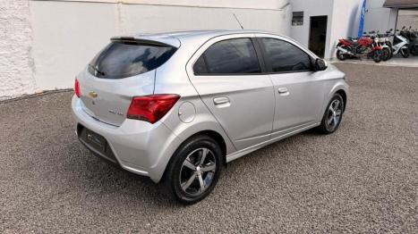 CHEVROLET Onix Hatch 1.4 4P FLEX LTZ AUTOM�TICO, Foto 6