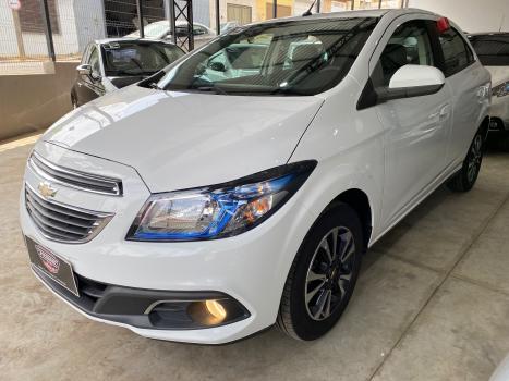 CHEVROLET Onix Hatch 1.4 4P FLEX LTZ, Foto 3
