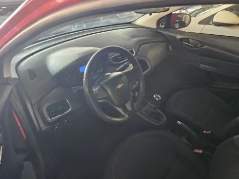 CHEVROLET Onix Hatch 1.0 4P FLEX LT, Foto 2