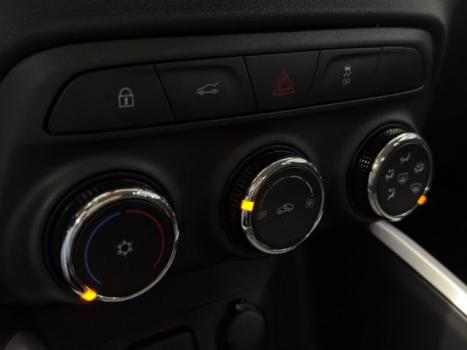 CHEVROLET Onix Hatch 1.0 12V 4P FLEX LT TURBO, Foto 12