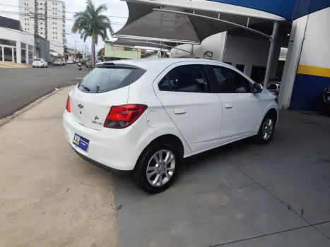 CHEVROLET Onix Hatch 1.4 4P FLEX LTZ AUTOM�TICO, Foto 14