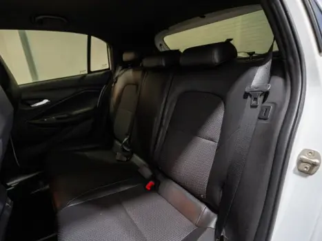 CHEVROLET Onix Hatch 1.0 12V 4P FLEX RS TURBO AUTOM�TICO, Foto 10