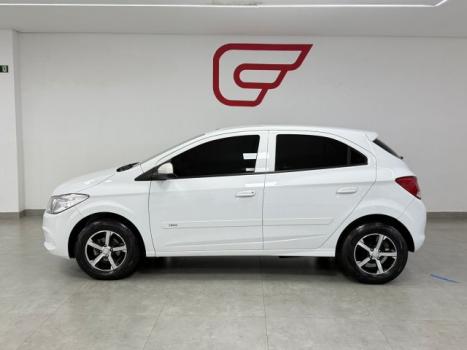 CHEVROLET Onix Hatch 1.0 4P FLEX LT, Foto 4