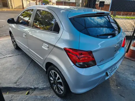 CHEVROLET Onix Hatch 1.4 4P FLEX LTZ, Foto 7