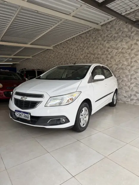 CHEVROLET Onix Hatch 1.0 4P FLEX LT, Foto 1