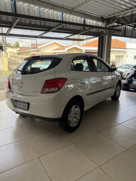 CHEVROLET Onix Hatch 1.0 4P FLEX LT, Foto 5