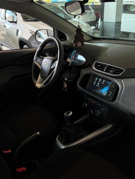 CHEVROLET Onix Hatch 1.4 4P FLEX LT, Foto 5