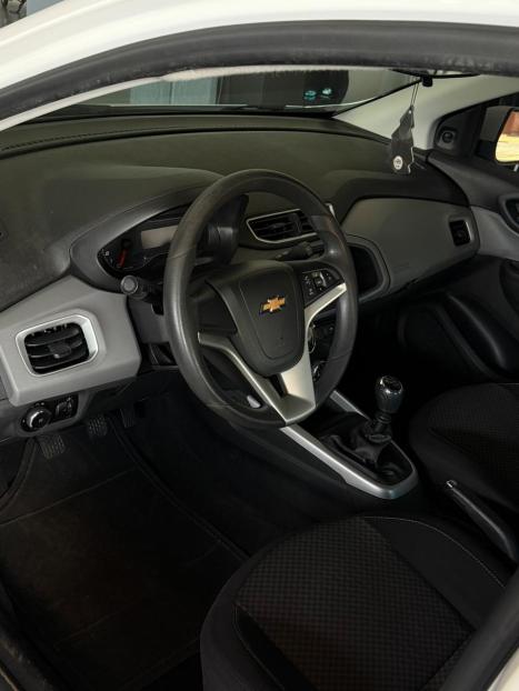 CHEVROLET Onix Hatch 1.4 4P FLEX LT, Foto 6