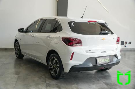 CHEVROLET Onix Hatch 1.0 12V 4P FLEX TURBO AUTOM�TICO, Foto 4