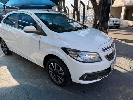 CHEVROLET Onix Hatch 1.4 4P FLEX LT AUTOM�TICO, Foto 4