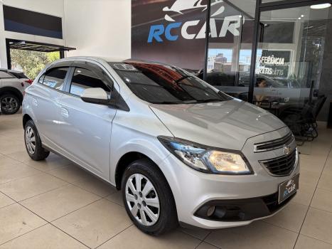 CHEVROLET Onix Hatch 1.4 4P FLEX LT, Foto 1