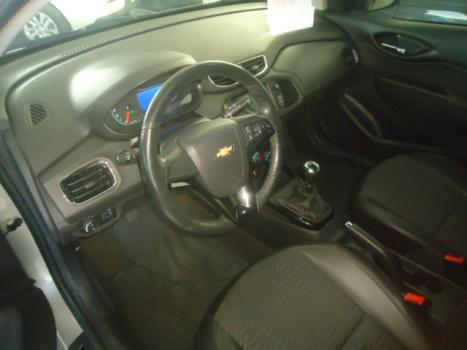 CHEVROLET Onix Hatch 1.4 4P FLEX LTZ, Foto 3