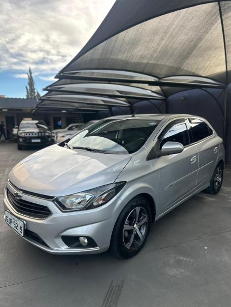 CHEVROLET Onix Hatch 1.4 4P FLEX LTZ, Foto 5