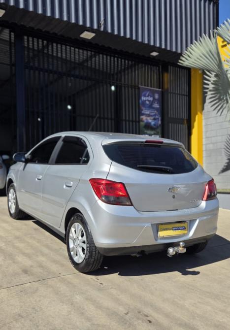 CHEVROLET Onix Hatch 1.4 4P FLEX LTZ AUTOM�TICO, Foto 8