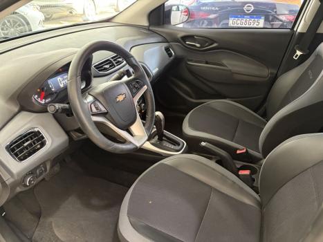 CHEVROLET Onix Hatch 1.4 4P FLEX ACTIV AUTOM�TICO, Foto 2