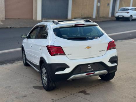 CHEVROLET Onix Hatch 1.4 4P FLEX ACTIV, Foto 8