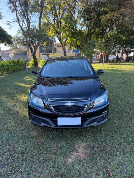 CHEVROLET Onix Hatch 1.4 4P FLEX LT, Foto 2