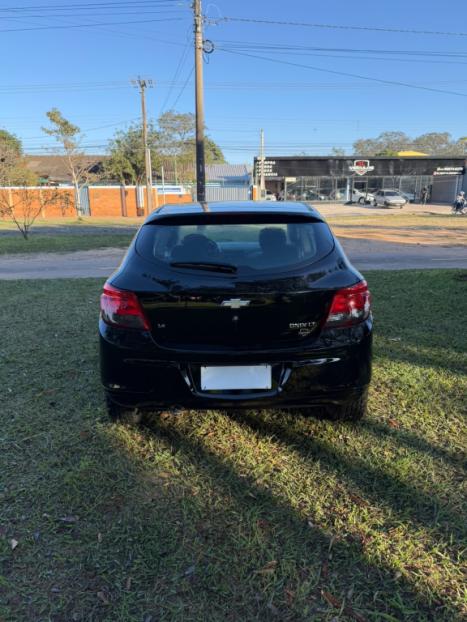 CHEVROLET Onix Hatch 1.4 4P FLEX LT, Foto 6