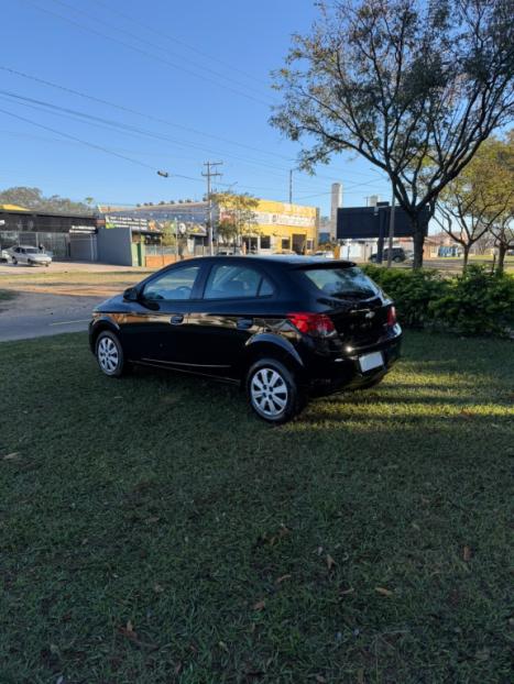 CHEVROLET Onix Hatch 1.4 4P FLEX LT, Foto 12