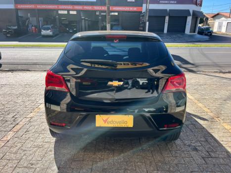 CHEVROLET Onix Hatch 1.4 4P FLEX LT, Foto 12