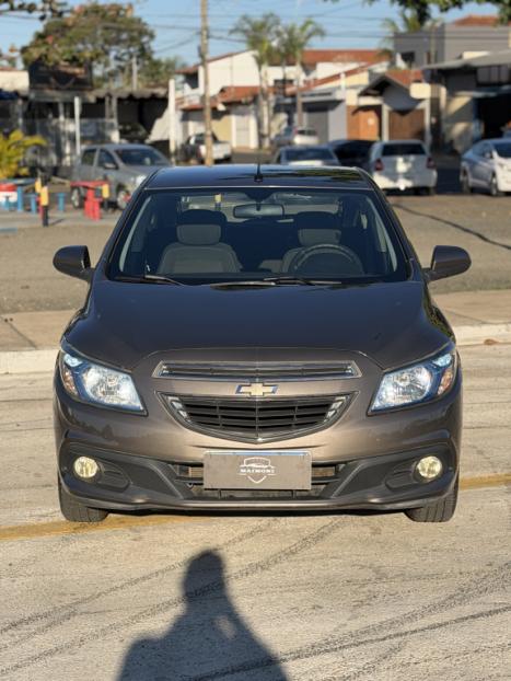 CHEVROLET Onix Hatch 1.4 4P FLEX LT, Foto 3