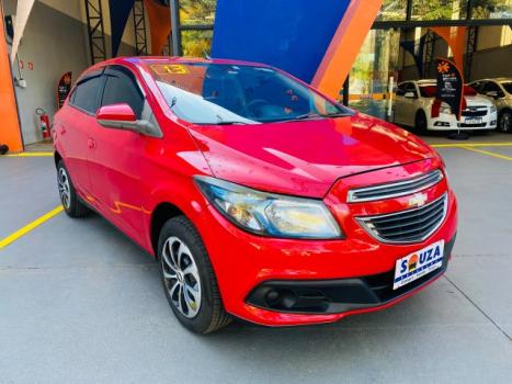 CHEVROLET Onix Hatch 1.4 4P FLEX LT, Foto 2