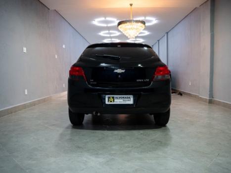 CHEVROLET Onix Hatch 1.4 4P FLEX LTZ, Foto 12