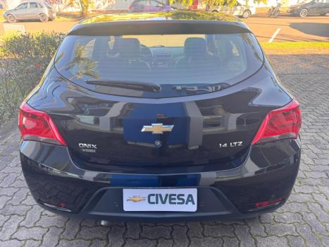 CHEVROLET Onix Hatch 1.4 4P FLEX LTZ, Foto 7