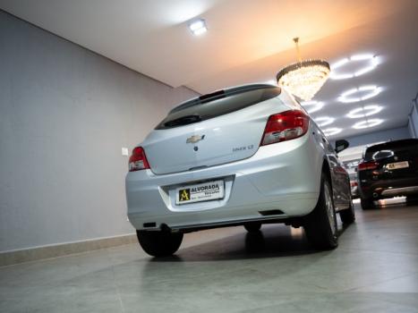 CHEVROLET Onix Hatch 1.0 4P FLEX LT, Foto 9