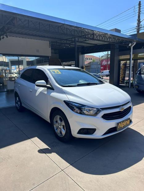 CHEVROLET Onix Hatch 1.4 4P FLEX LT, Foto 3